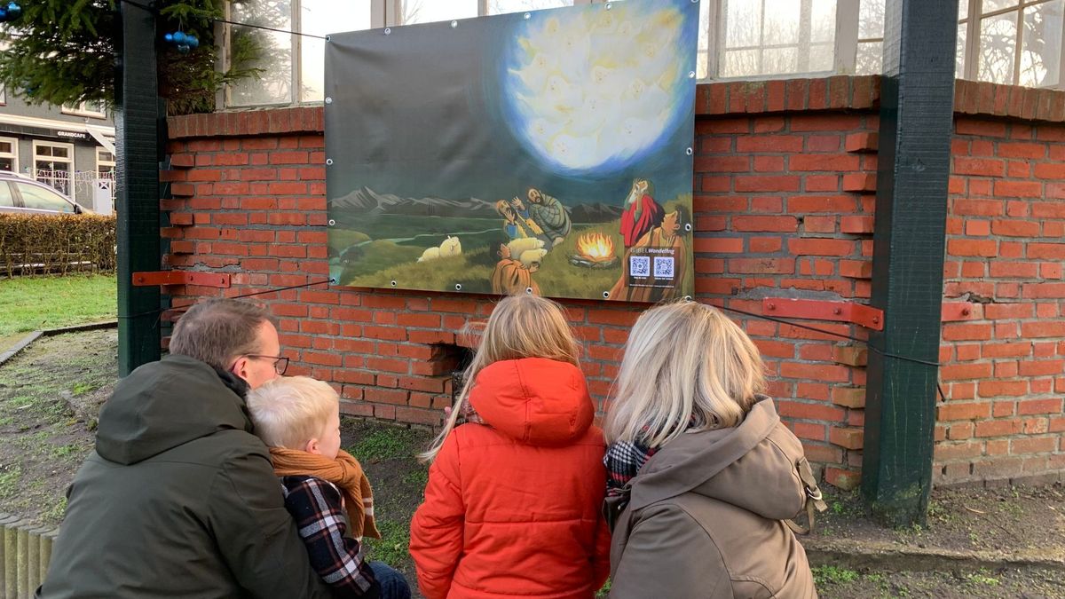 Het kerstverhaal in QR-codes, op verschillende plekken in Zeeland kan je deze bijbelwandeling wandel