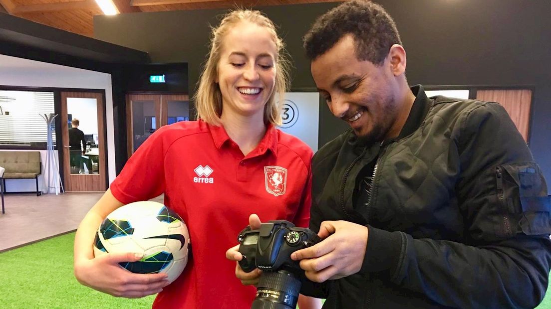 Eritrese Salmon Yohaness pakt de regie en maakt een documentaire over voetbalster Nina Stapelfeldt