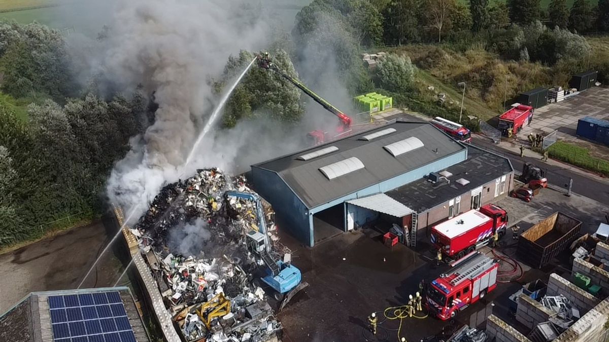 112 nieuws: industriebrand in Olst | Opnieuw brand in woning Hengelo