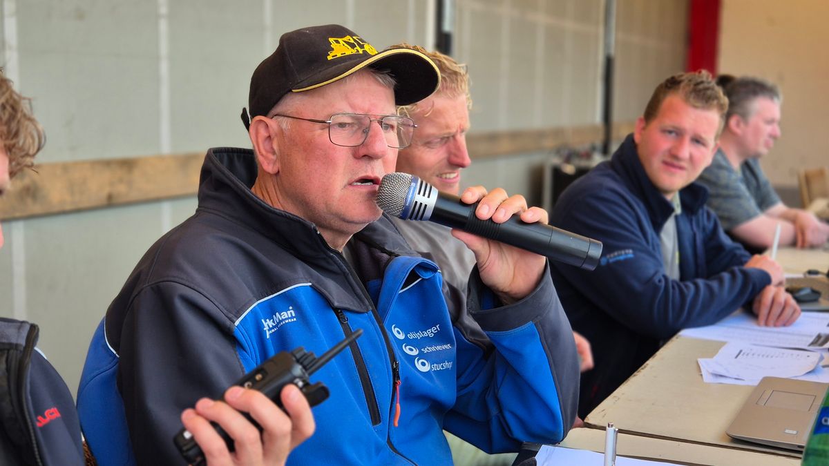 Trekkerslep Schoonebeek verliest icoon: omroeper Geert Lomans treedt af