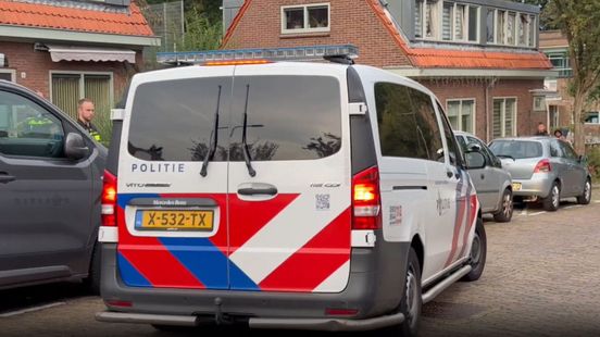 Aanhoudingen na onrust • vrachtwagen in berm
