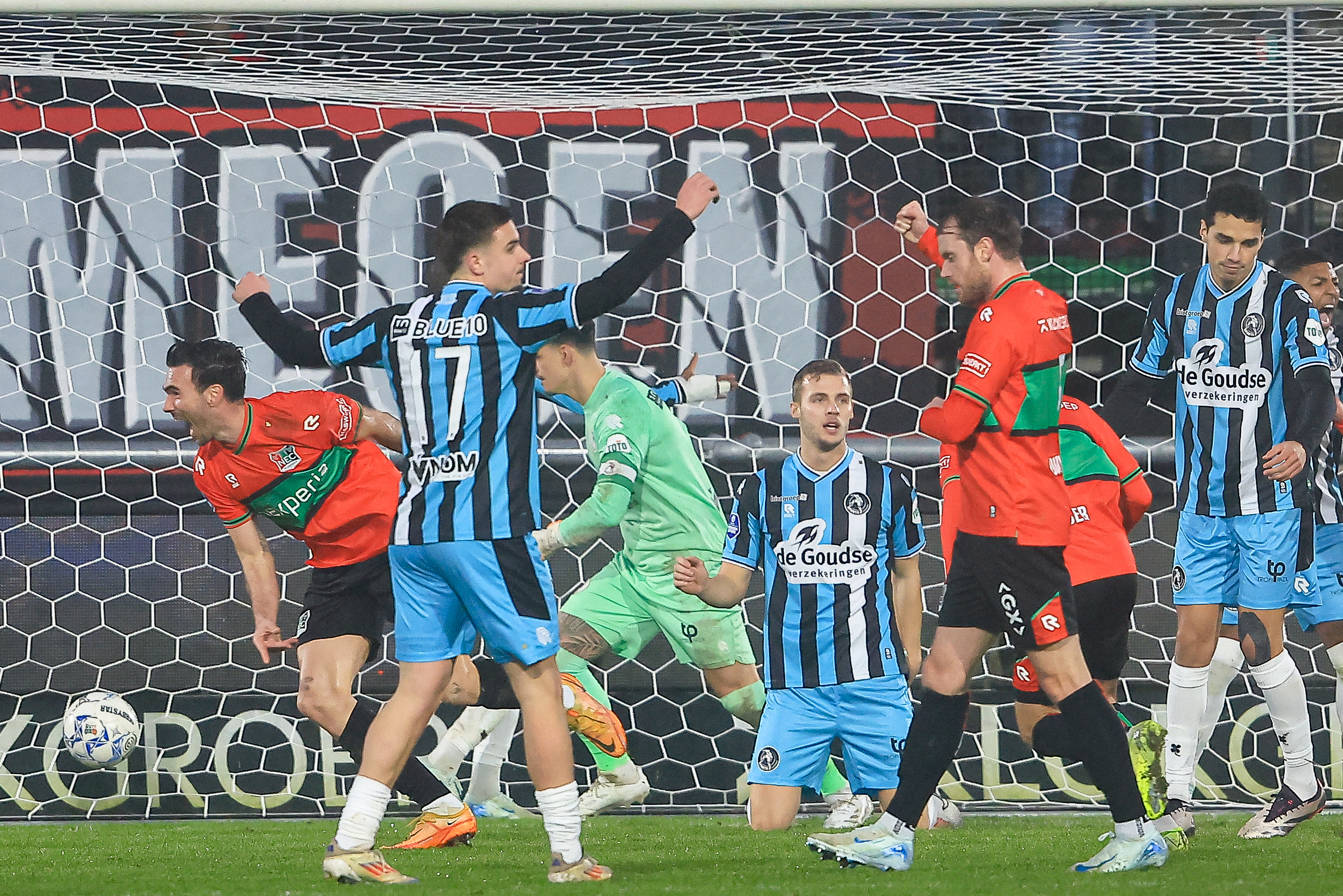 Neghli baalt van gelijkmaker Marquez tijdens Sparta-NEC