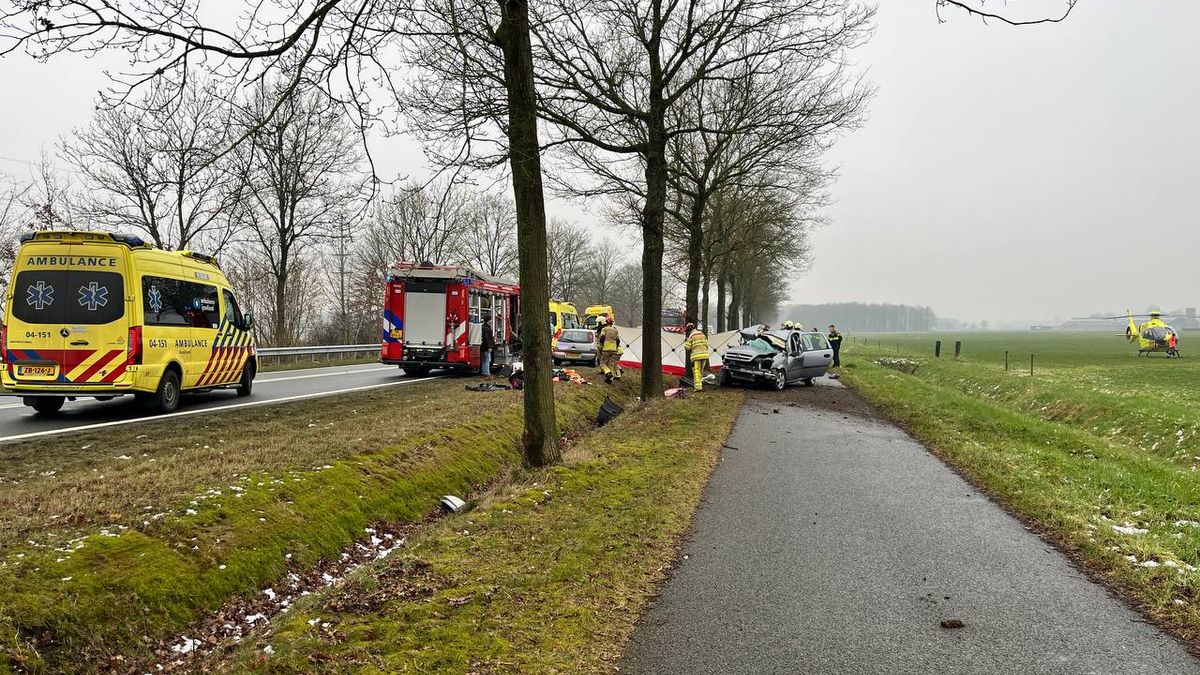 Meisje (4) overleden bij eenzijdig ongeval op N377 in Dedemsvaart