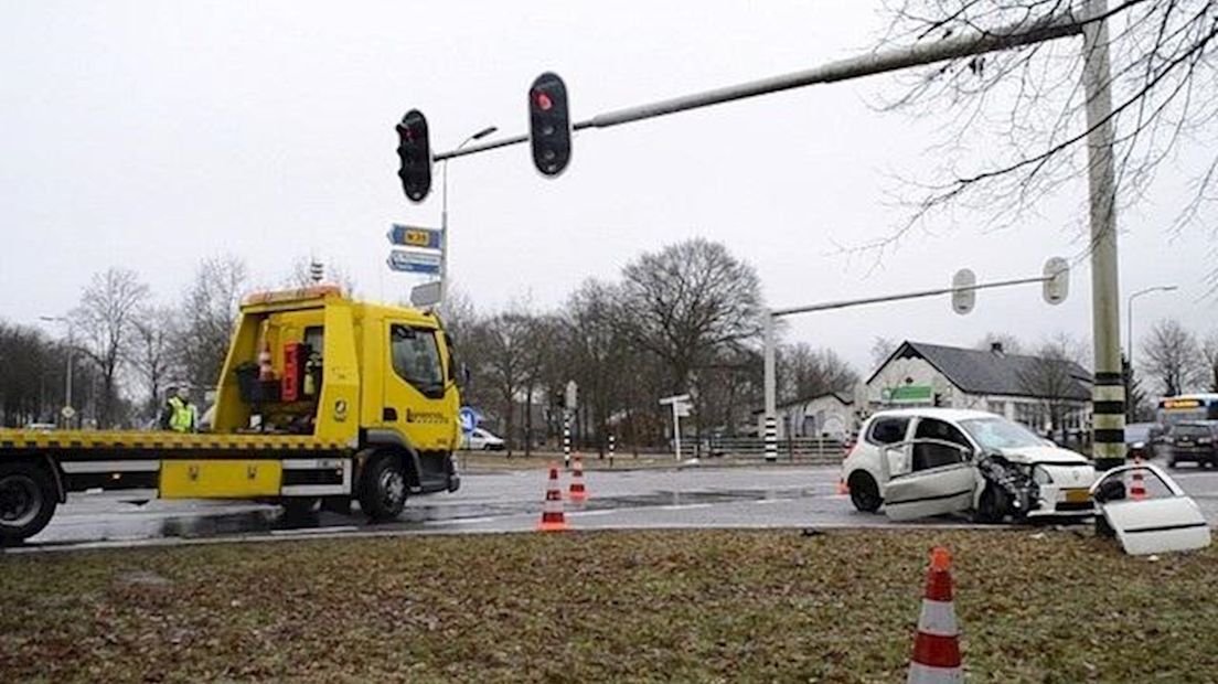 Man bekneld bij ongeluk in Zwolle