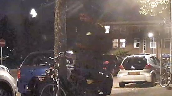 Gezin schrikt wakker van explosie bij voordeur: 'Dacht aan een aardbeving' Nieuws