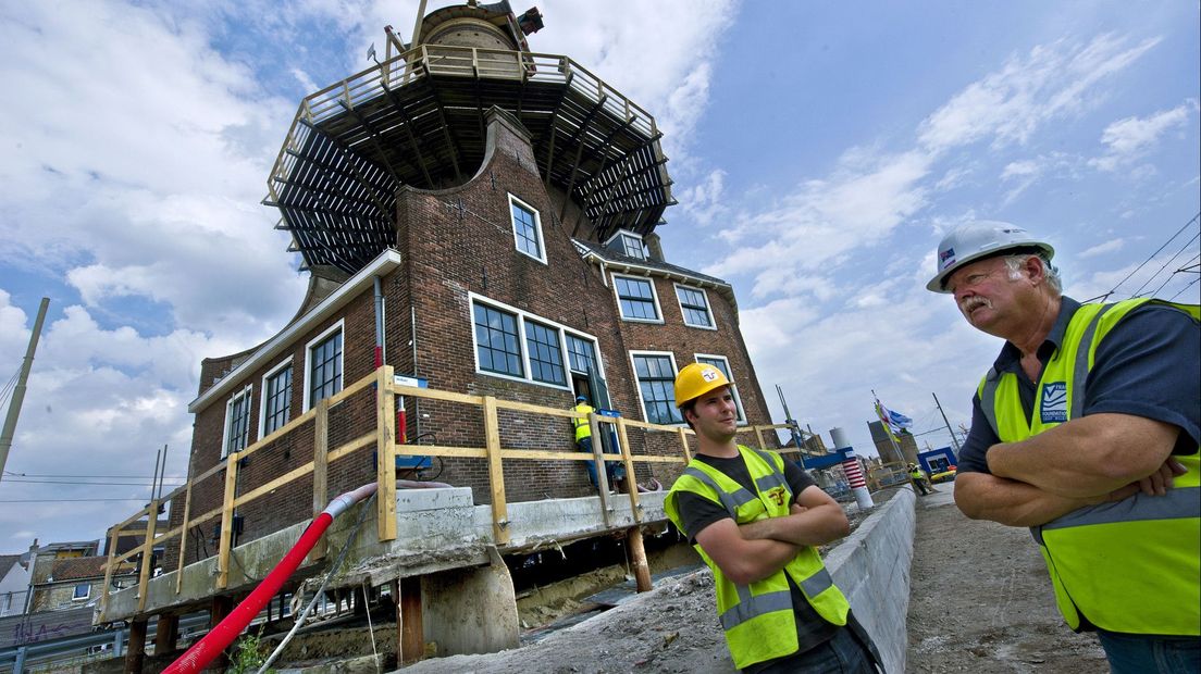 Molen 'vliegt' in 2012 voor aanleg spoortunnel