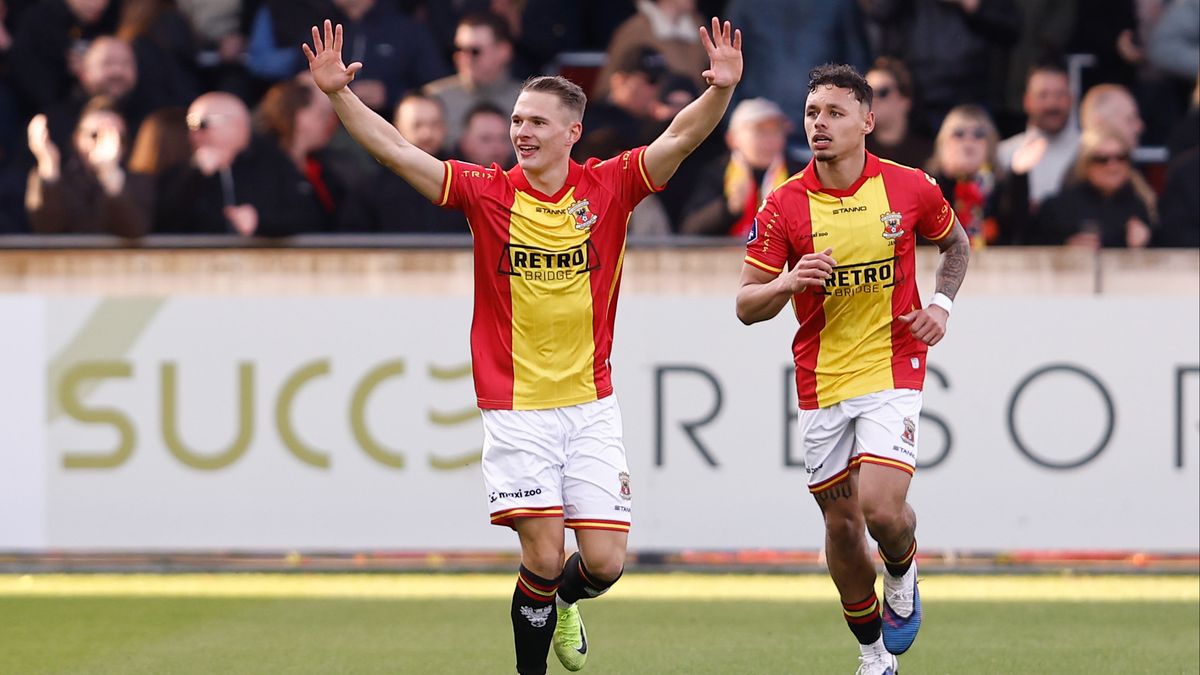 Live: Feestmiddag in Deventer, Jakob Breum completeert hattrick