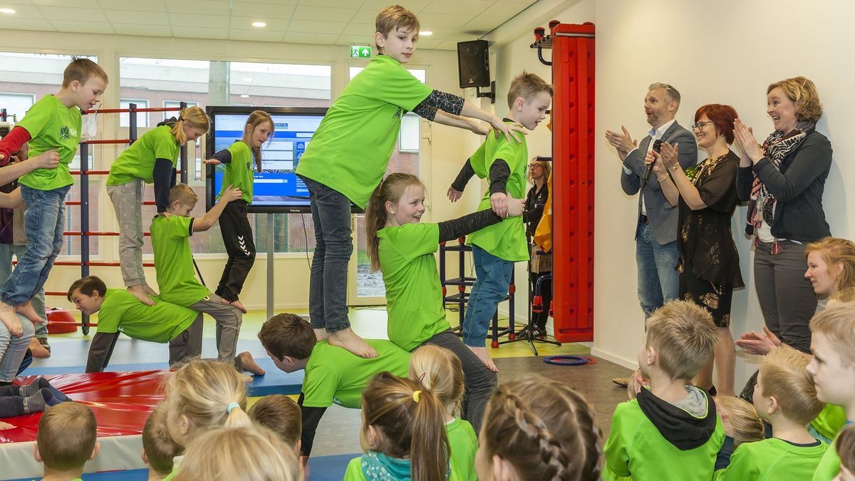 Middelstum heeft eerste versterkte school