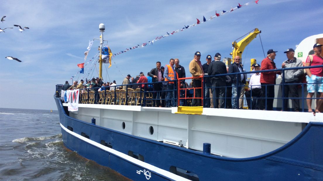 Oud-vissers varen op Scheveningen