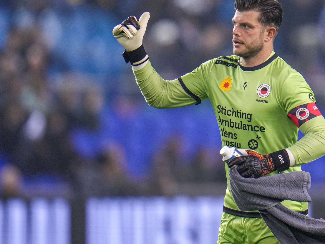 Stijn van Gassel tijdens Vitesse - Excelsior