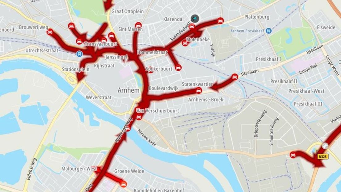 De verkeerssituatie rond 17.00 uur in Arnhem.