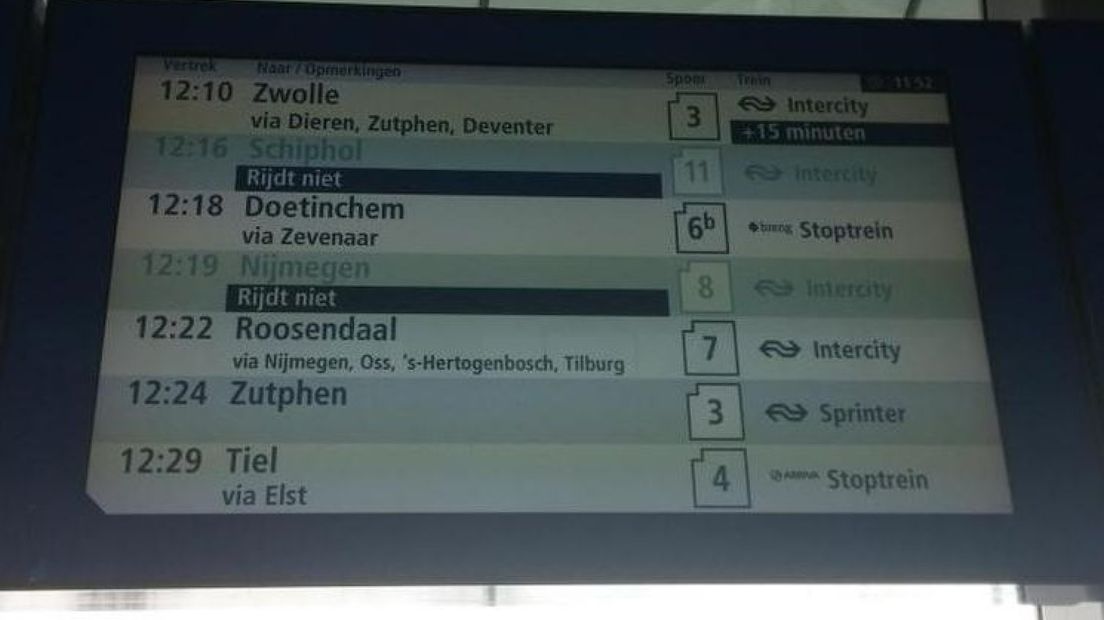 De treinen rond Amsterdam en Schiphol rijden sinds zaterdagochtend weer volgens de normale dienstregeling.