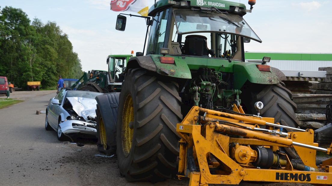 Ongeluk met landbouwvoertuig