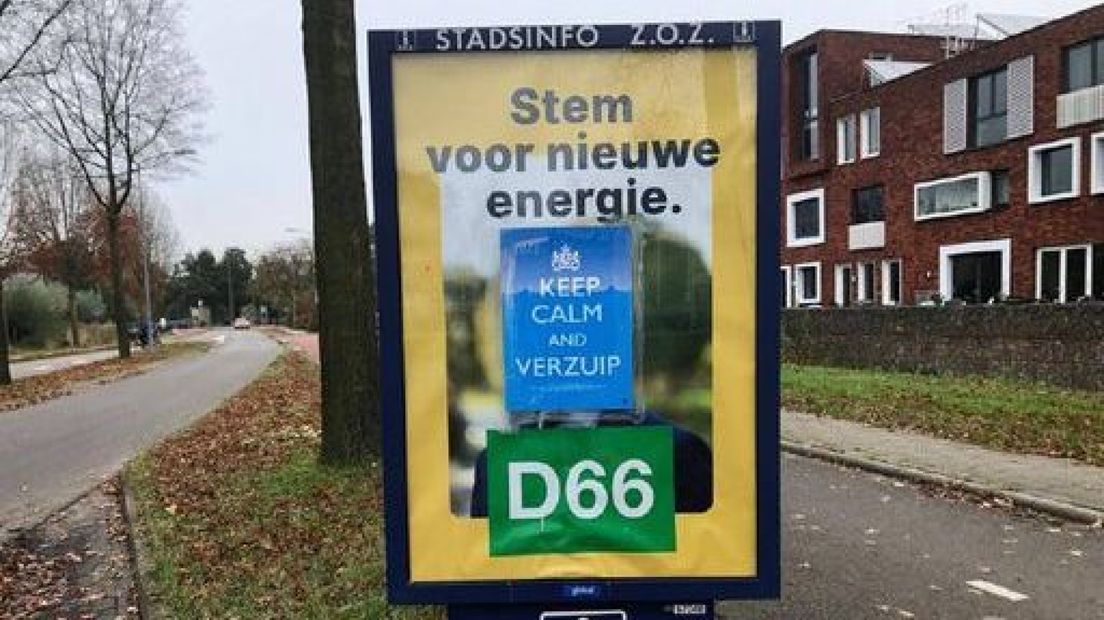 De posters opgehangen in Wageningen.