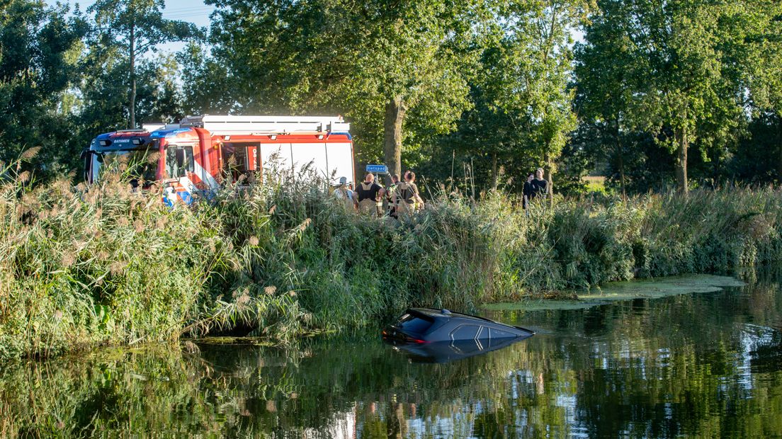 Auto te water in Schalkhaar