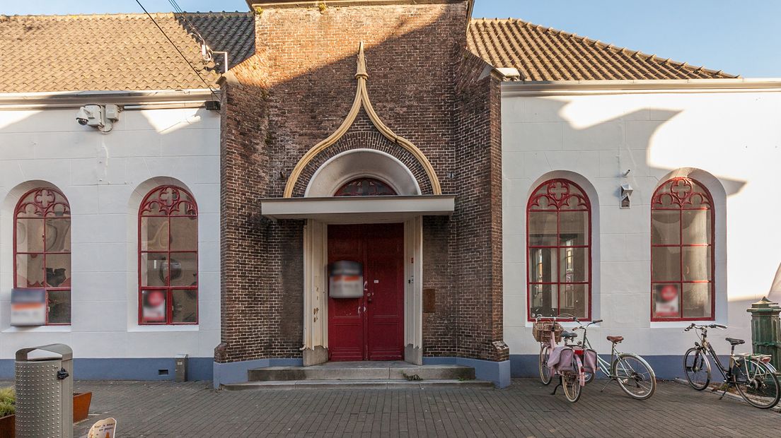 Veiling oude stadhuis Terneuzen een succes