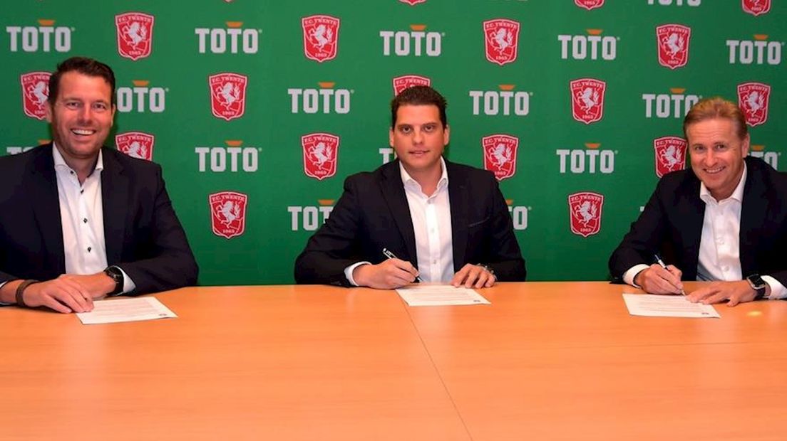 TOTO is de komende drie jaar te zien op het shirt van FC Twente