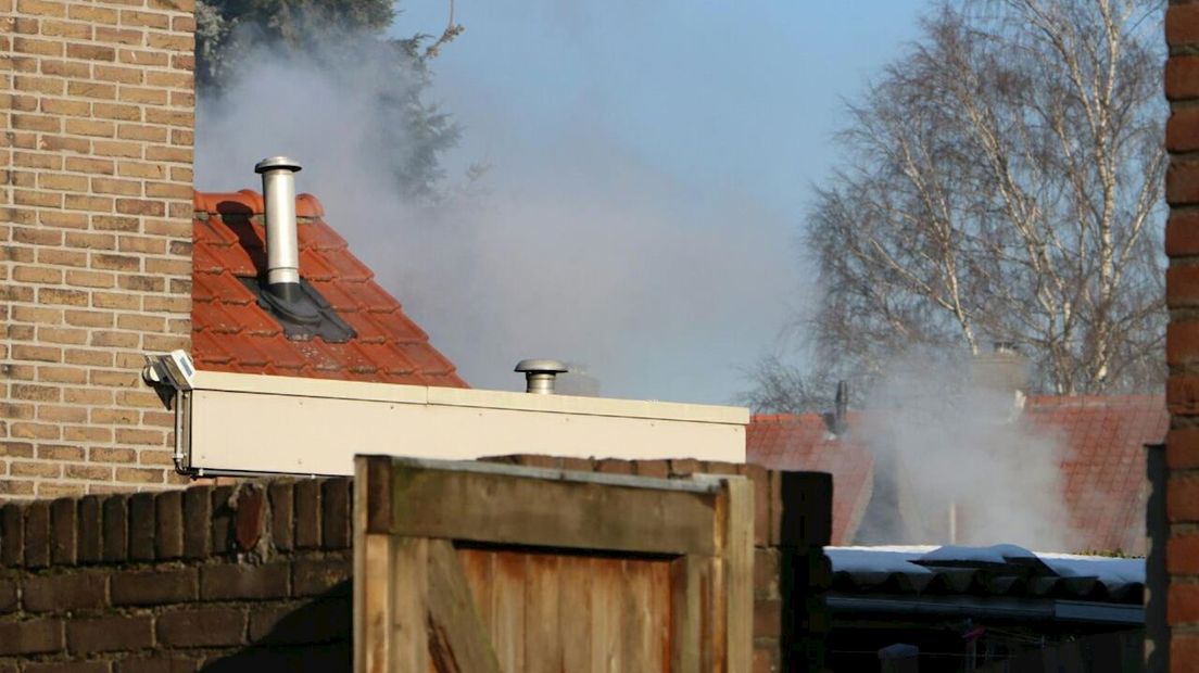 Schuur en keuken beschadigd door brand