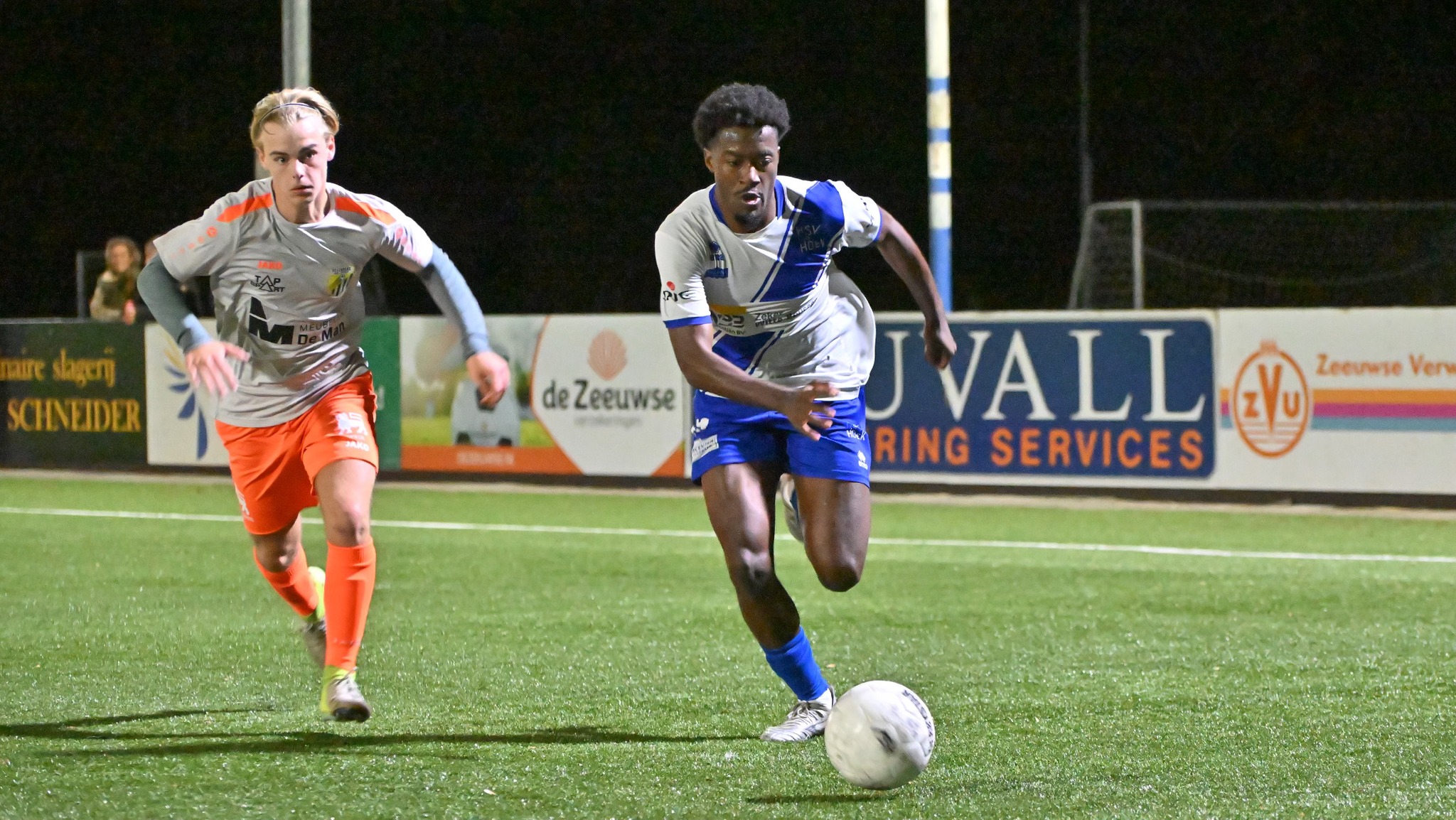 Hoek ziet nog een speler tussentijds vertrekken