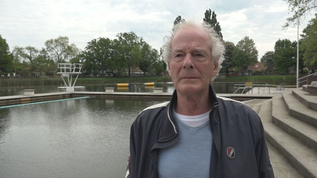 Hans Bertens, verantwoordelijk voor het onderhoud: "Het water is koud, de sfeer is warm"