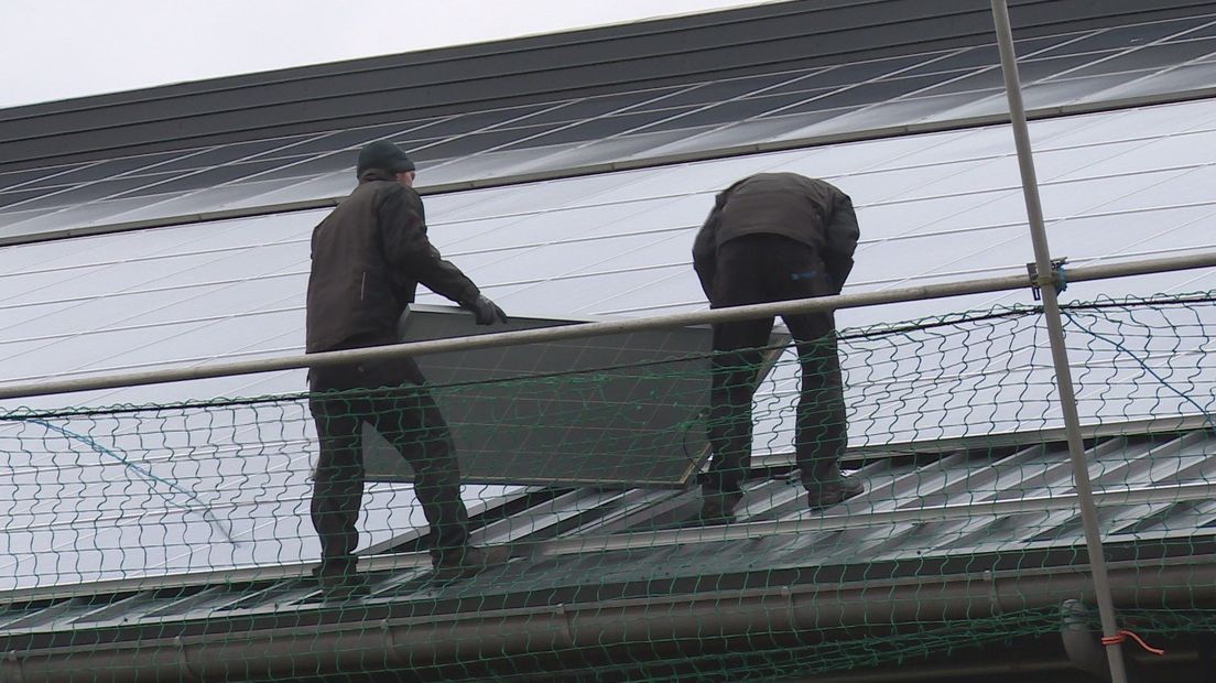 Plaatsen zonnepanelen op daken