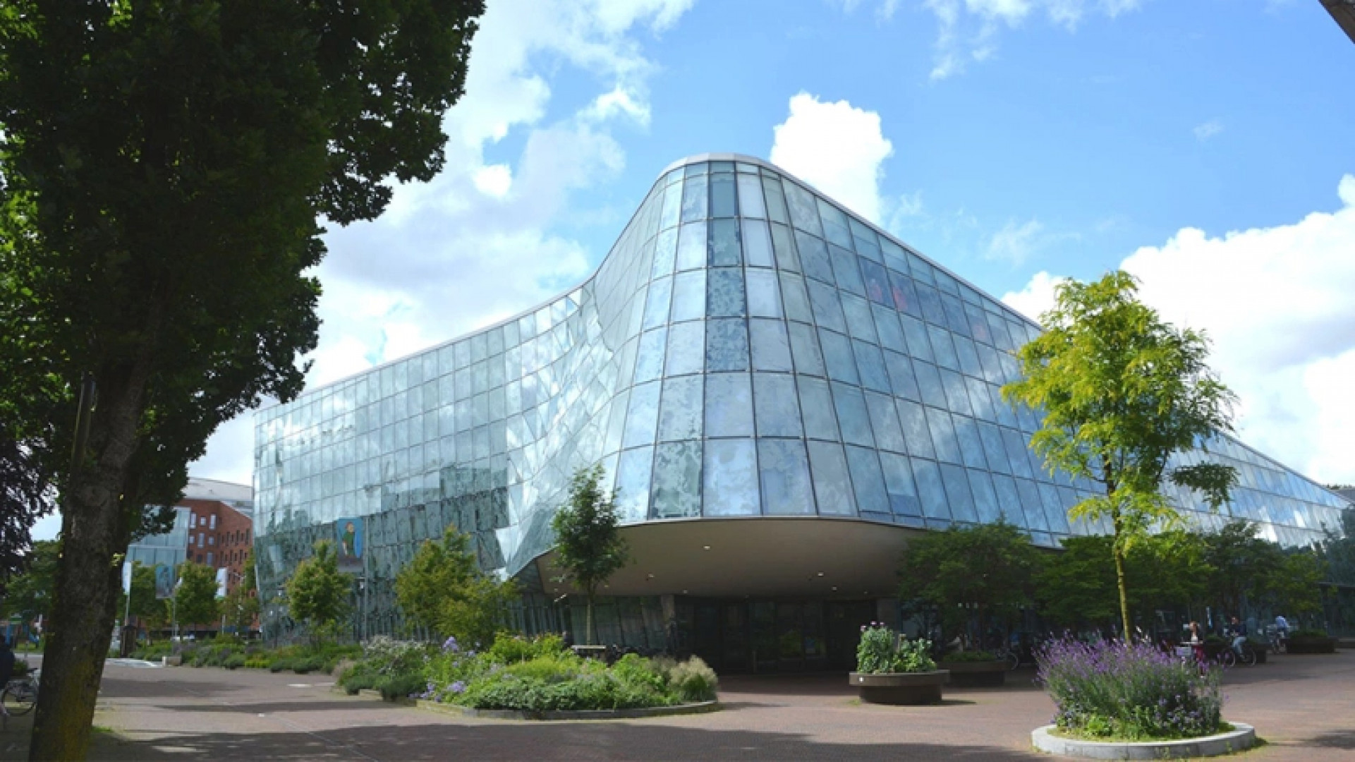 Het gemeentehuis in Alphen aan den Rijn