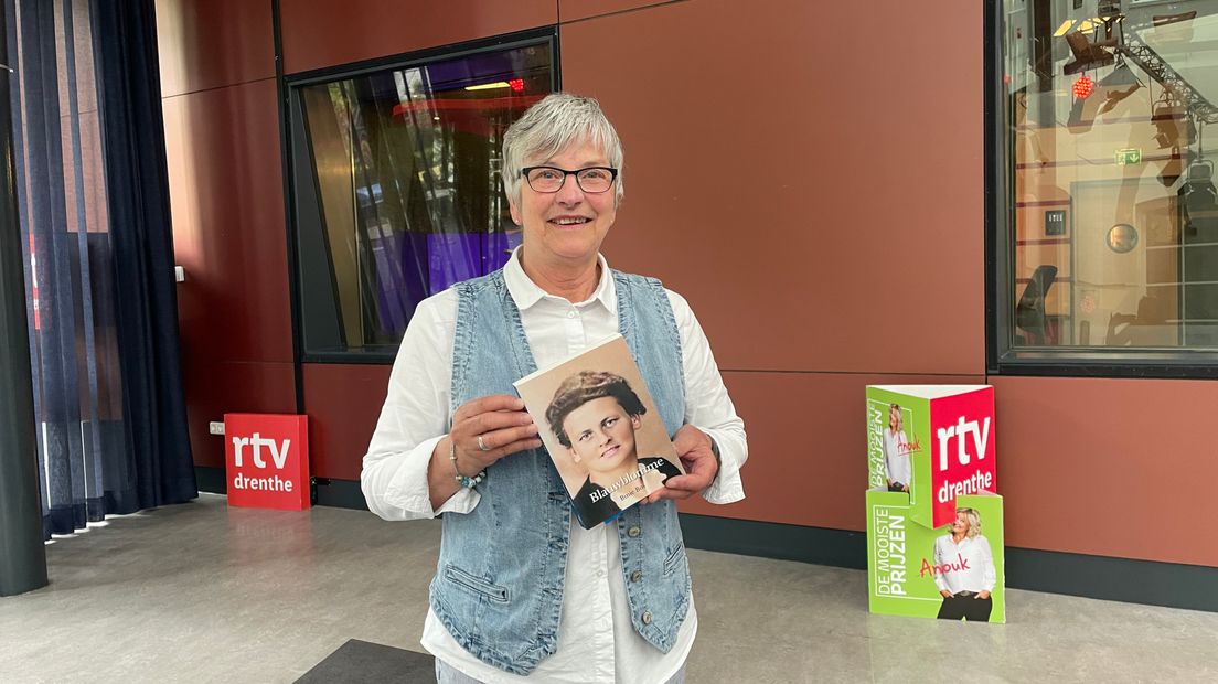 Binie Bos (73) schreef een roman over haar oma