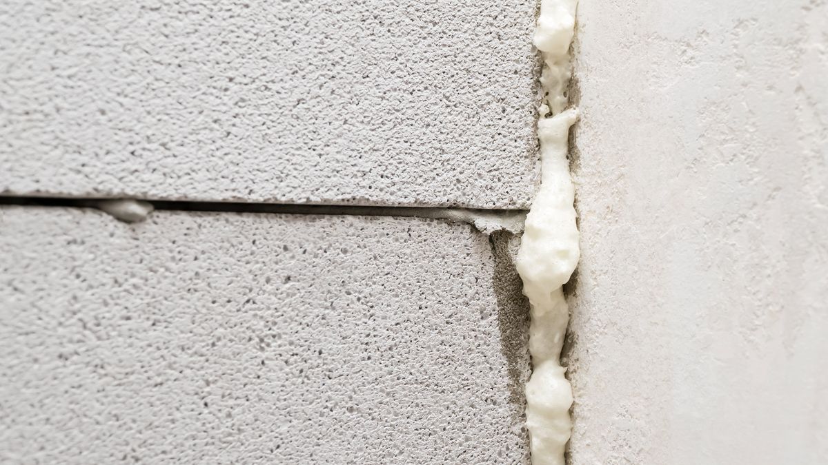 Bedrijf dat woningen in Dalfsen isoleerde stopt met gebruik van UF-schuim