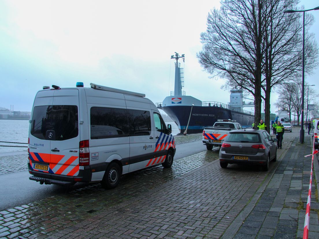 Auto's aan de Parkkade weggestuurd wegens schending coronaregels