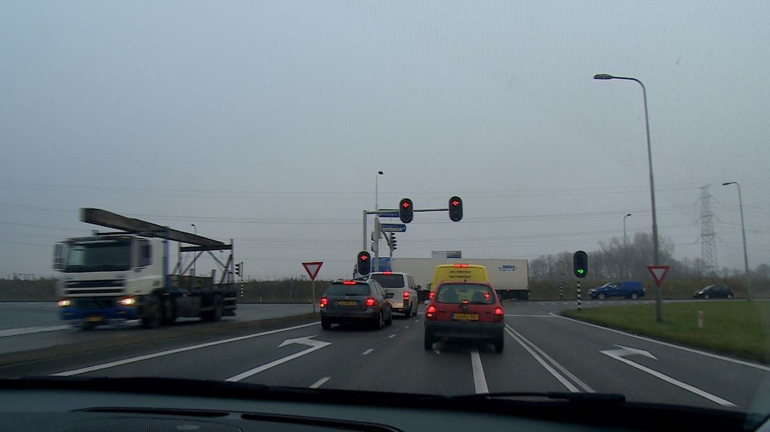 Besluit kruispunt bij Sloeweg (LIVE)