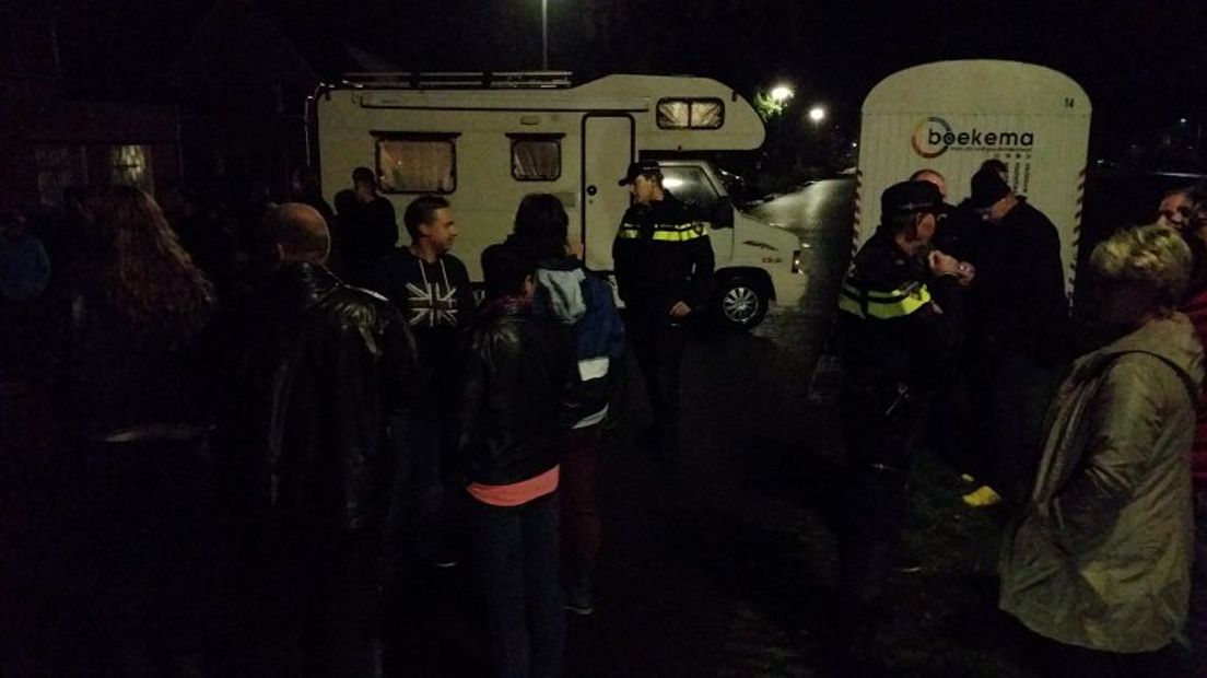 Boze bewoners uit Oranje blokeerden de weg (Rechten: archief RTV Drenthe)
