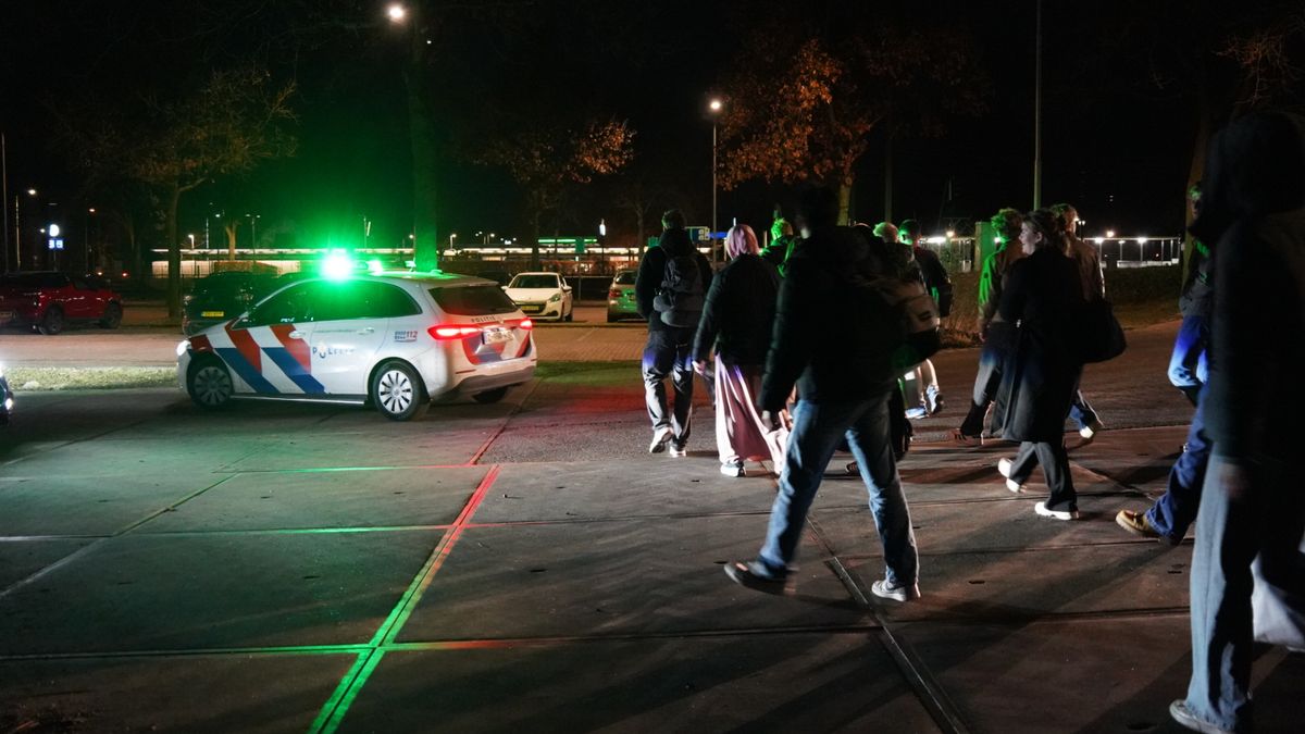 Treinverkeer stilgelegd tussen Zwolle en Amersfoort na brand in toilet