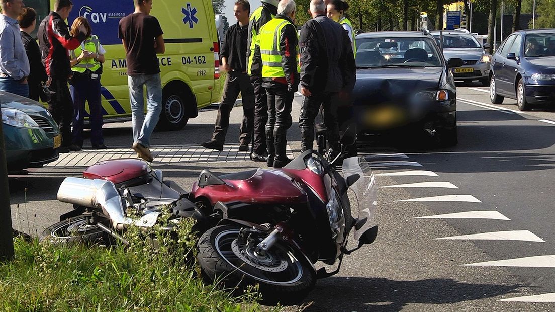 Motorrijder gewond bij ongeluk in Nieuwleusen