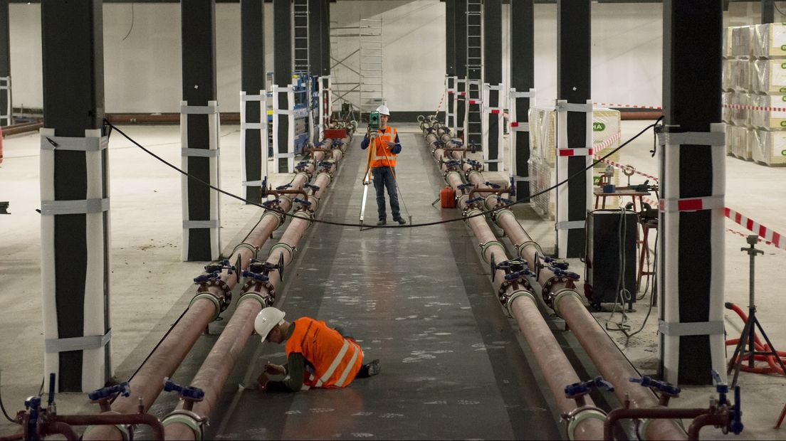 De bouw van een datacenter met restwarmtenetwerk in Amsterdam (archief)