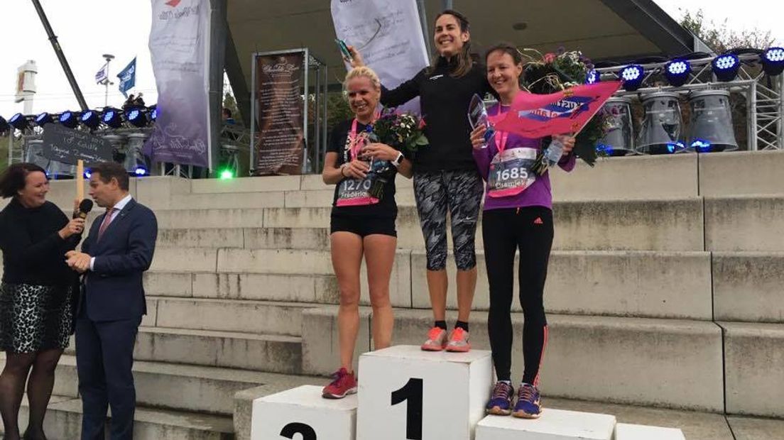 Anjolie Engels-Wisse wint 10 kilometer Ladiesrun