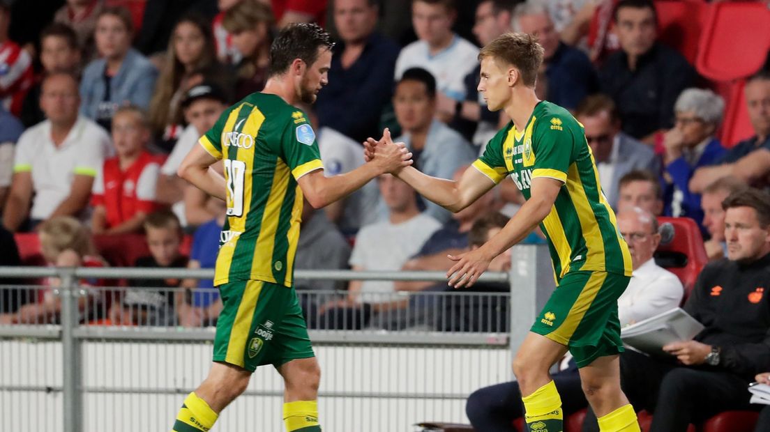 Lorenzo van Kleef valt in voor Erik Falkenburg.