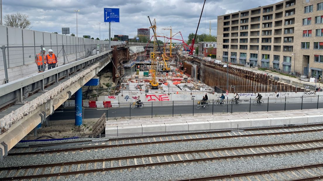 Het spoor tussen Groningen en Groningen Europapark kruist de ringweg en de nieuwe verdiepte ligging