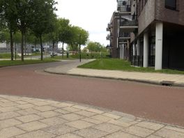 Mishandeld en beroofd door jongens op scooters