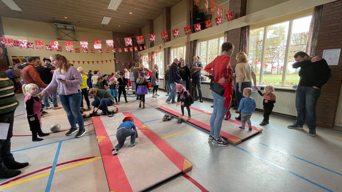 Het is een drukte van belang bij de pietengym