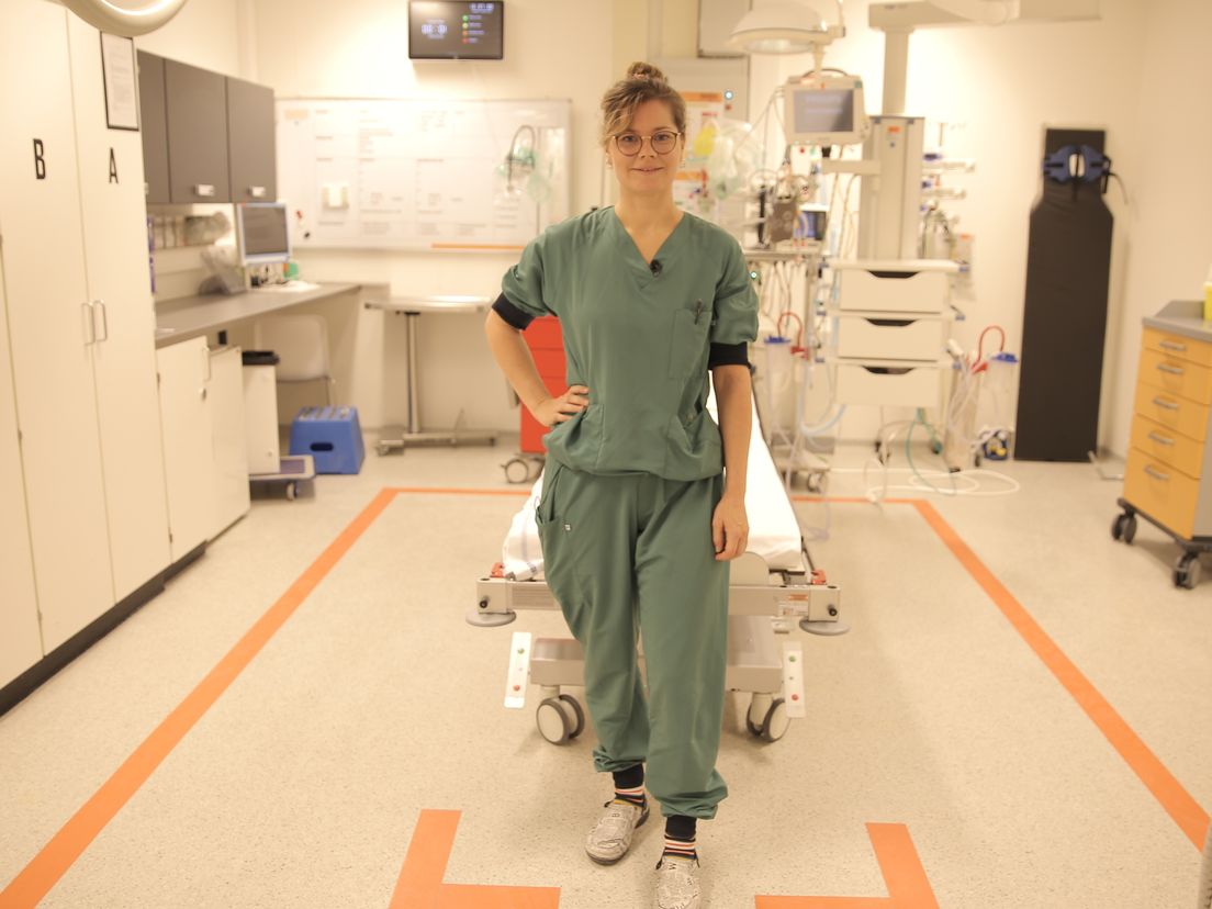 Verpleegkundige Janneke Slegh in de traumakamer