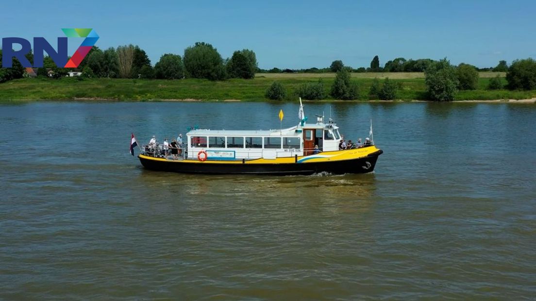 Het pontje bij Beuningen - Slijk-Ewijk