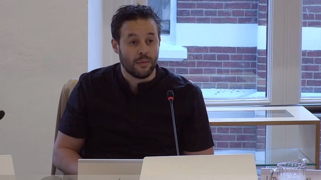 DENK-raadslid Ismail el Abassi: "Had de burgemeester normaal gereageerd, dan hadden we een heel mooie avond gehad."