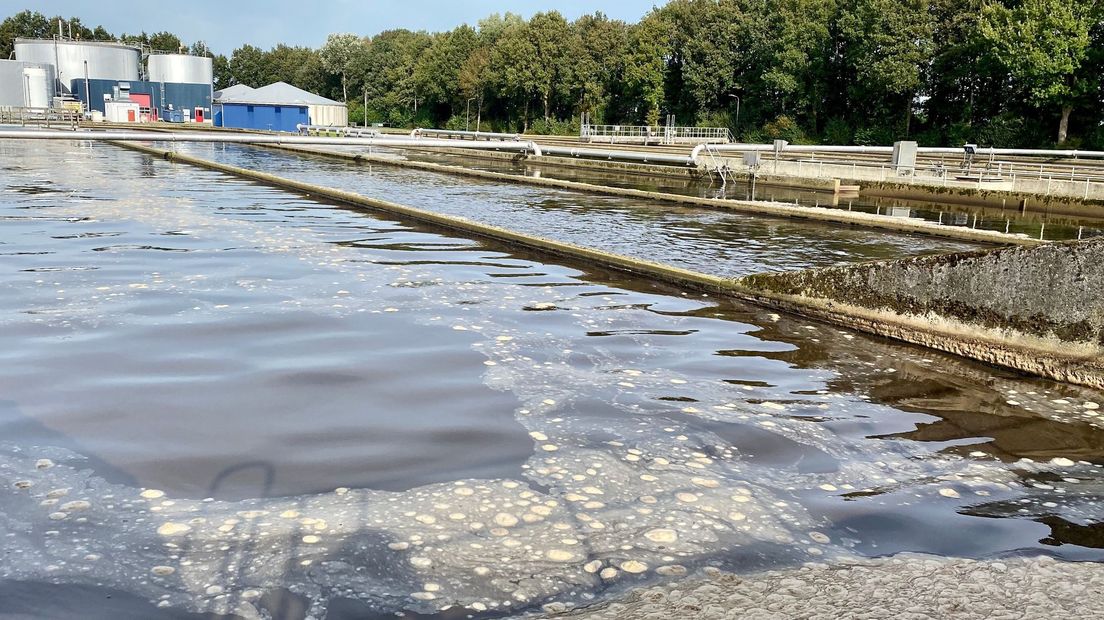 Bij de rioolwaterzuiveringsinstallatie in Echten komt per dag vijf kilo aan medicijnresten binnen