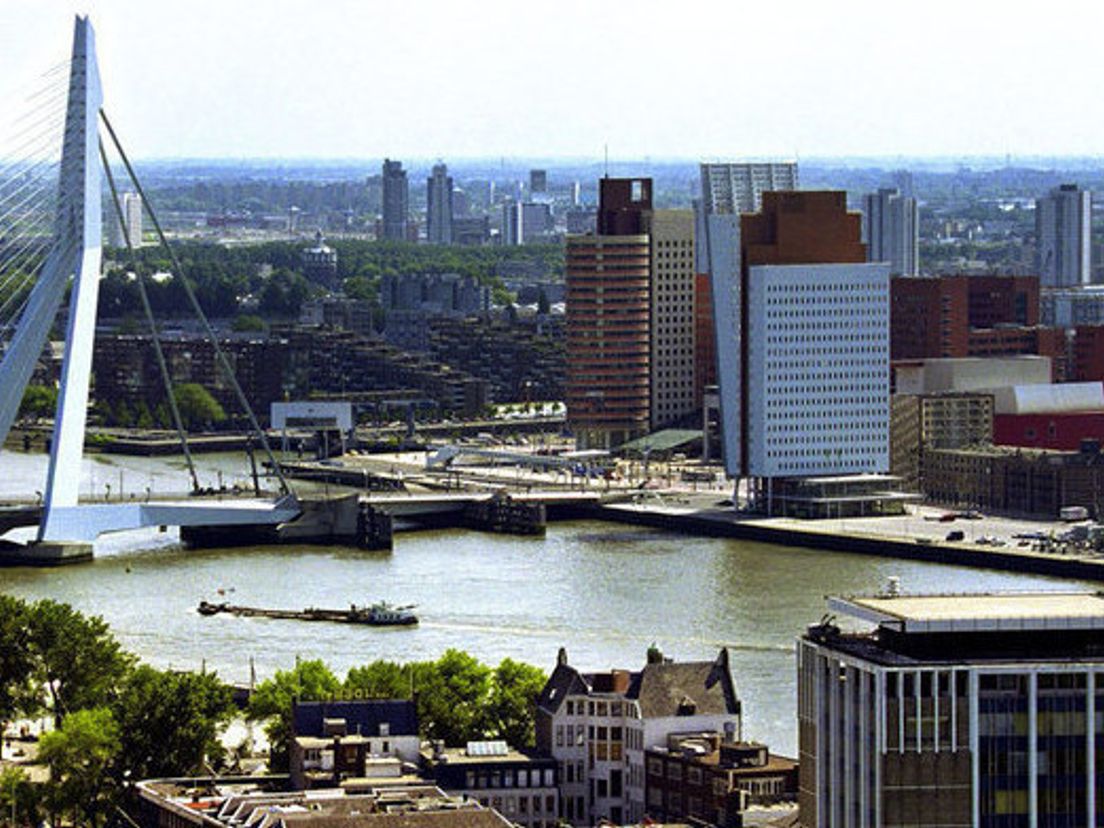 01-09-Rotterdam_skyline.cropresize-2.cropresize-1.cropresize-1.jpg