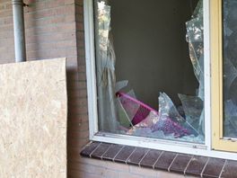 Vrouw verliest hand nadat vuurwerk in slaapkamer is gegooid in Hengelo