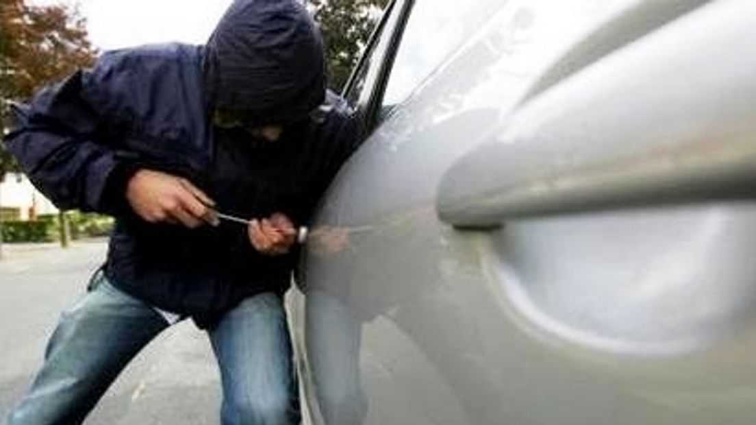Oostkapellenaar betrapt Duitse autodieven op heterdaad