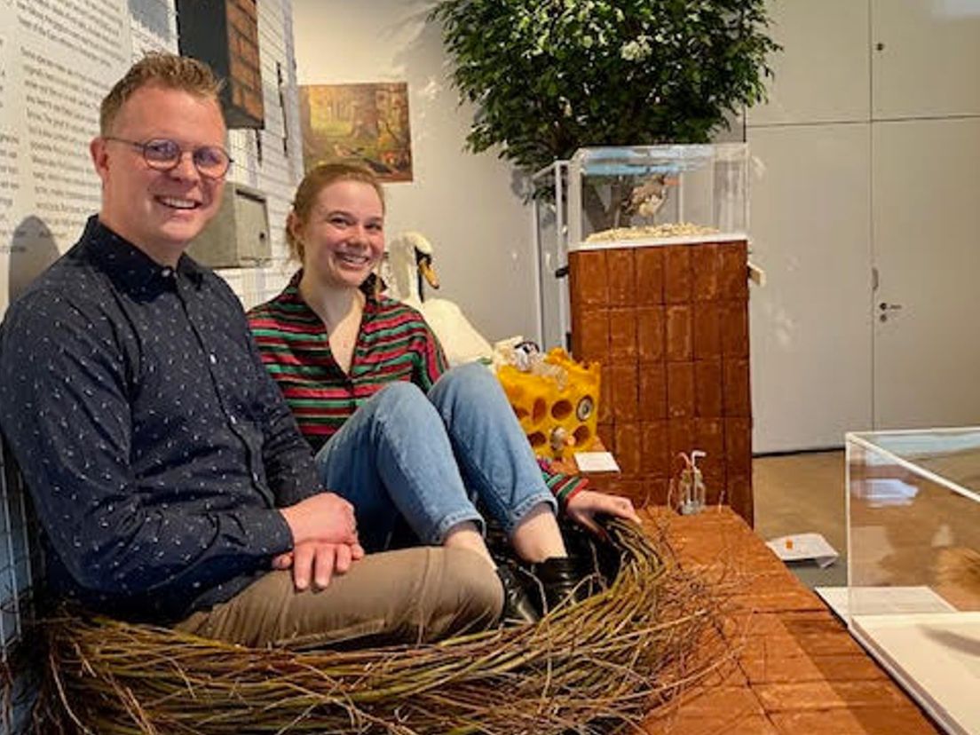 Niels de Zwarte en Anne van Hazel steken zich in de nesten op de tentoonstelling Nationaal Park Rotterdam