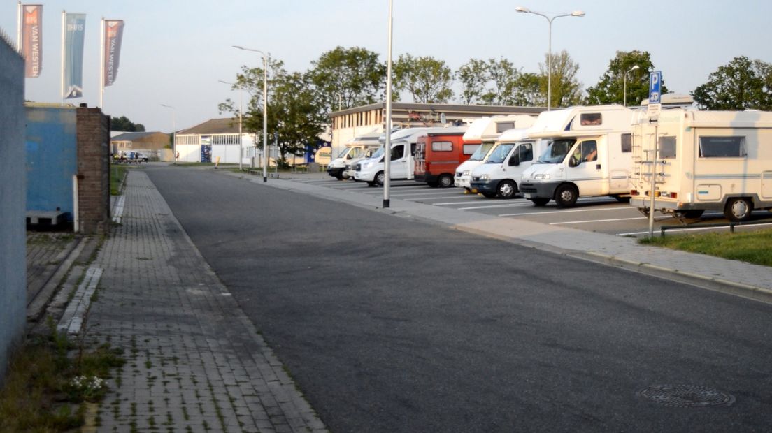 Illegaal slapende camperaar glipt er in Middelburg nogal eens tussendoor