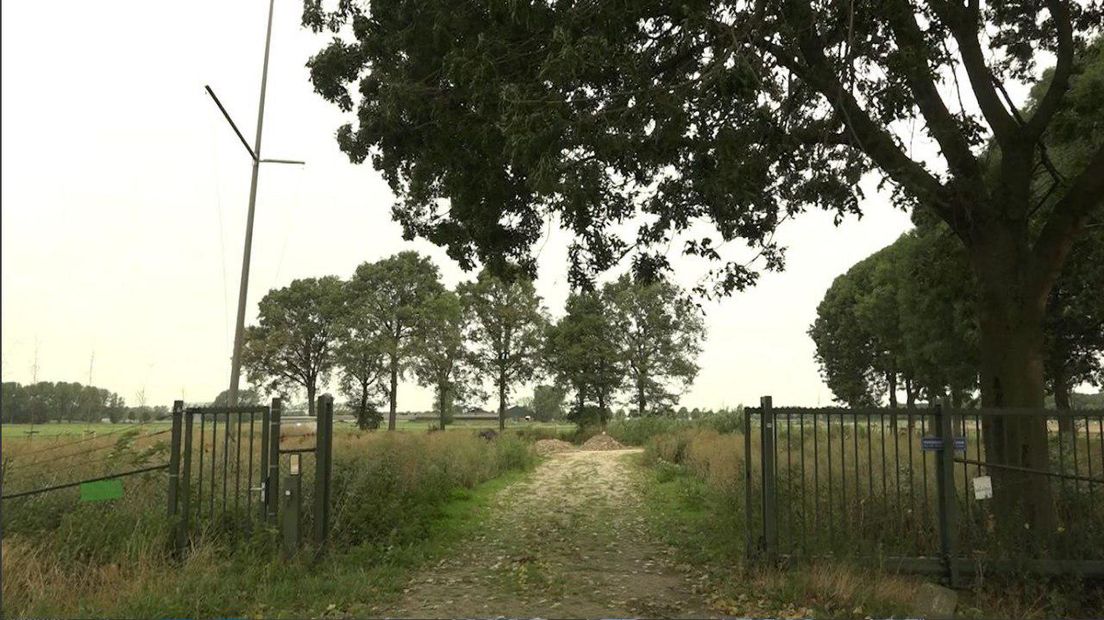 De locatie in Herwijnen waar de radar moet komen.