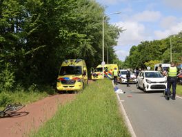 Jonge fietsster (11) zwaargewond na aanrijding Monsterseweg